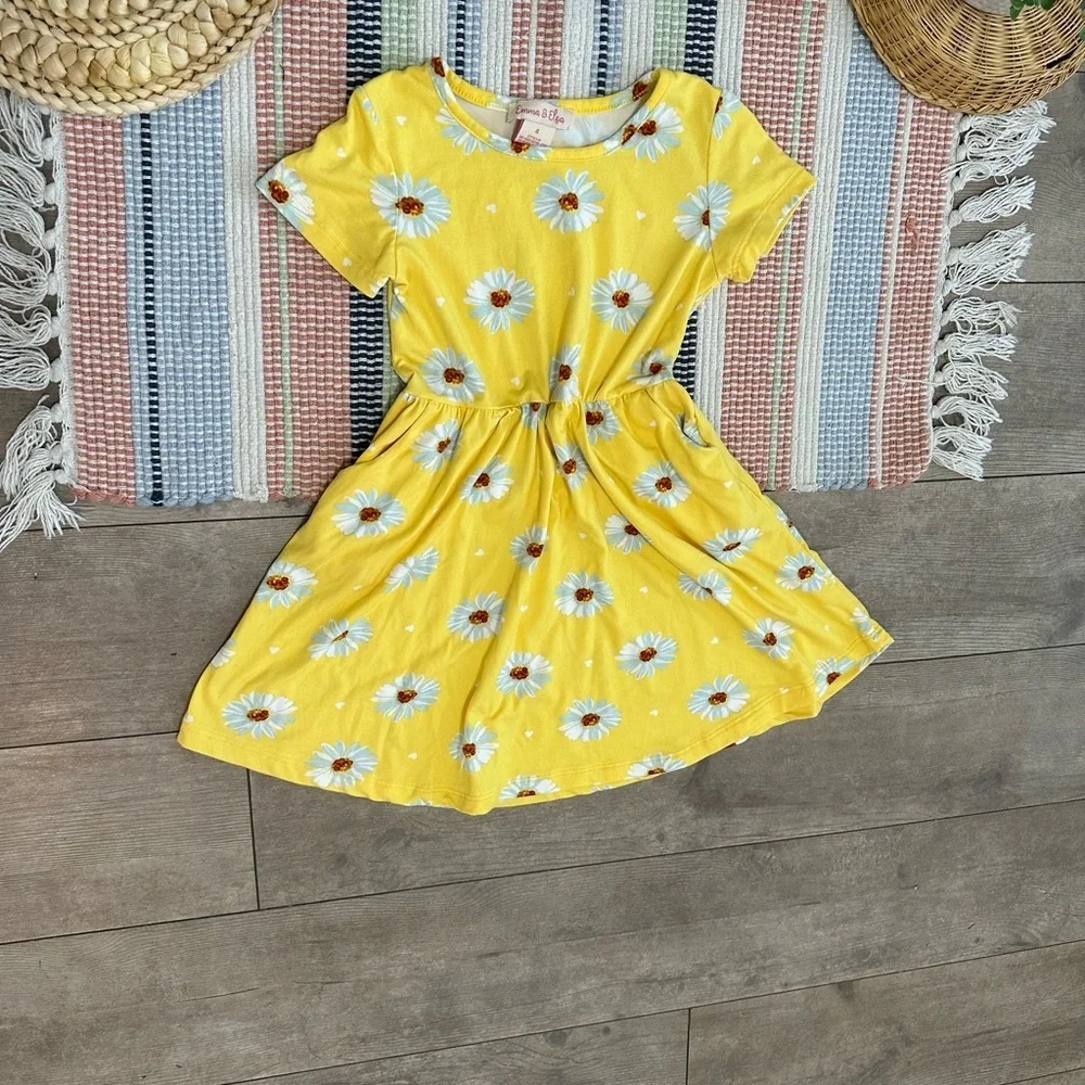 Emma & Elsa Girl’s Yellow Floral Buttery Soft Cozy Dress with Pockets Size 4